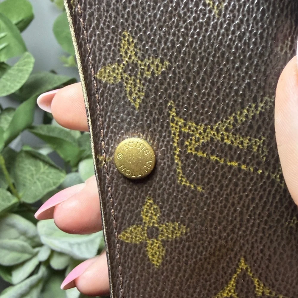 Luxury Louis Vuitton Monogram 4 Key Holder Brown Canvas Wallet Vintage